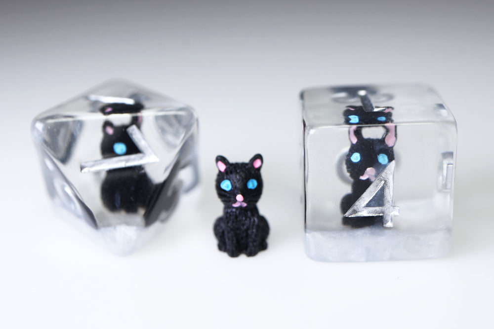 Salem the Familiar RPG Dice Set Plastic Dice Foam Brain Games
